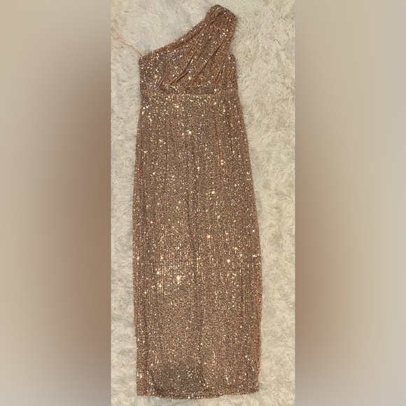 NEW Mac Duggal Sequined Rose Gold Ruched One Shoulder Gown Sz 6 - Picture 3 of 7